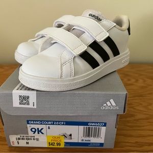 Adidas Grand Court Sneakers